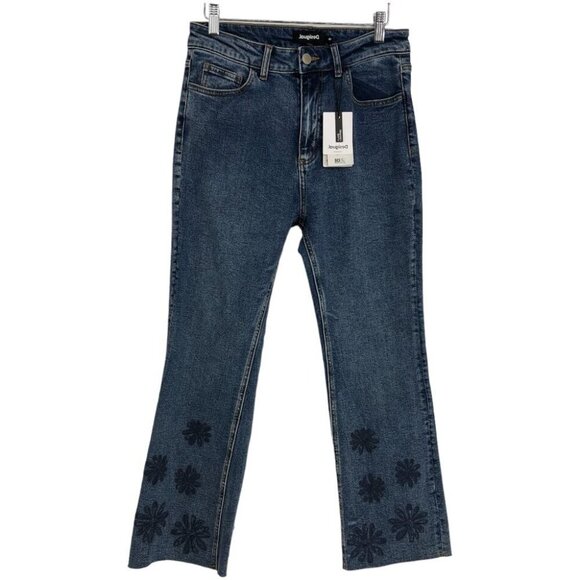 NWT Desigual Medium Wash Floral Embroidered Flared Jeans size 6 - Picture 2 of 15